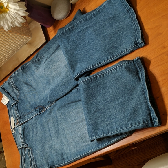 Levi's 512 Jeans - Picture 4 of 7